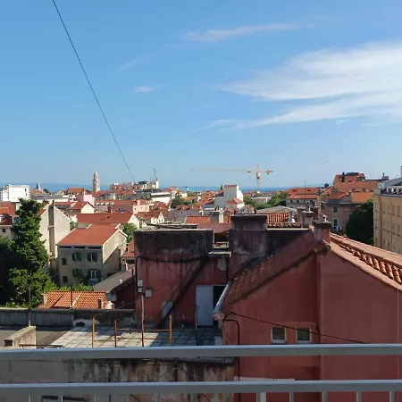 With Private Toilet And Balcony In Center In Shared Split